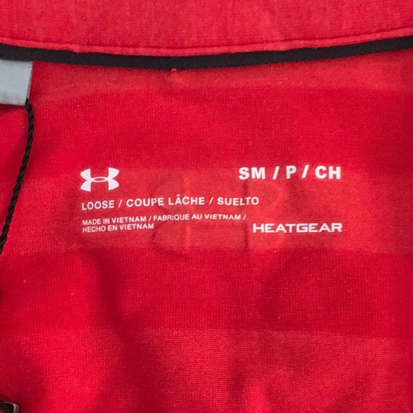 Under Armour ‘Loose Fit’ HeatGear Striped Polo. - Picture 5 of 8